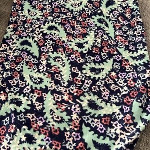 LAST CHNACE! Lularoe Tall and Curvy Leggings